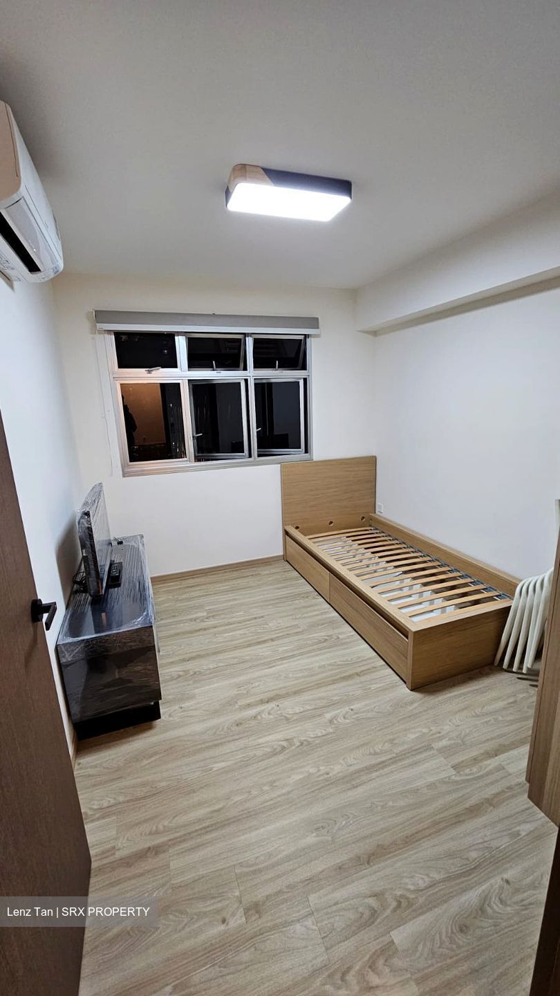Tampines Walk (Tampines),  #444704391